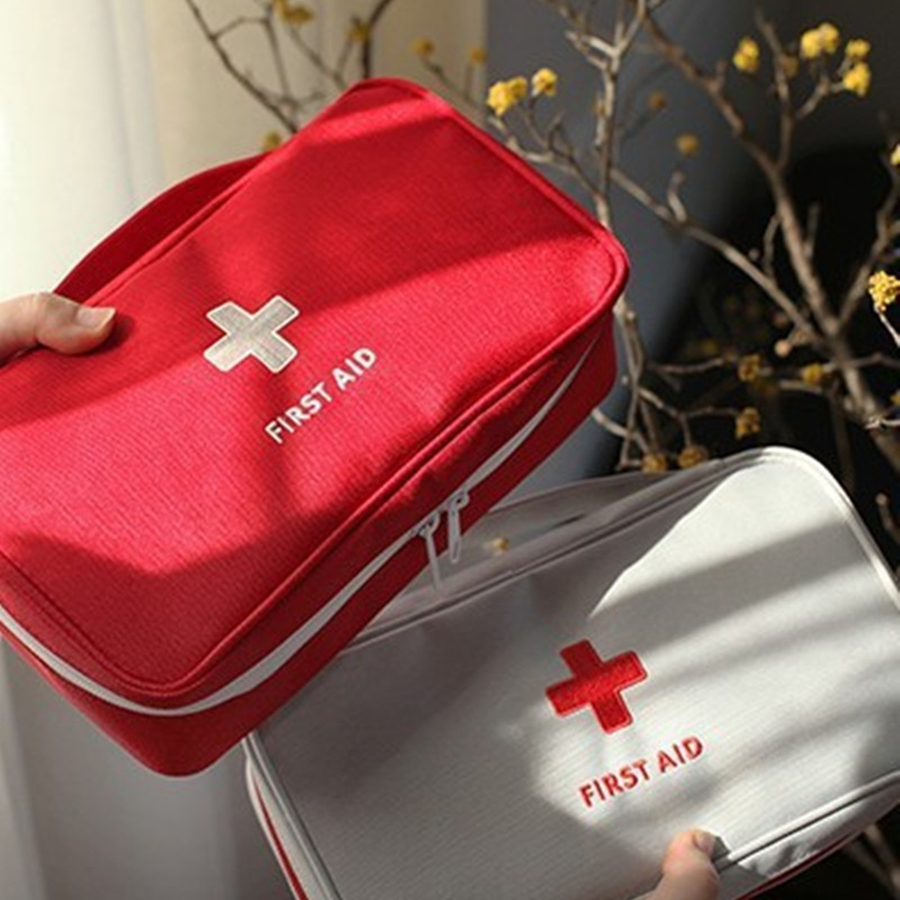 Health Medicine First Aid Kit  - First Aid Bag Kit recensie en prijs